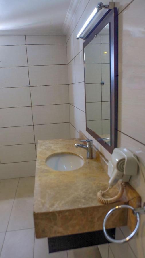 Holiday Hotel Addis-Abeba Extérieur photo