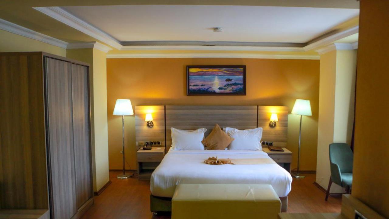 Holiday Hotel Addis-Abeba Extérieur photo