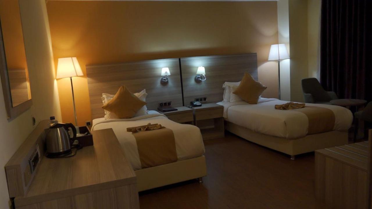 Holiday Hotel Addis-Abeba Extérieur photo